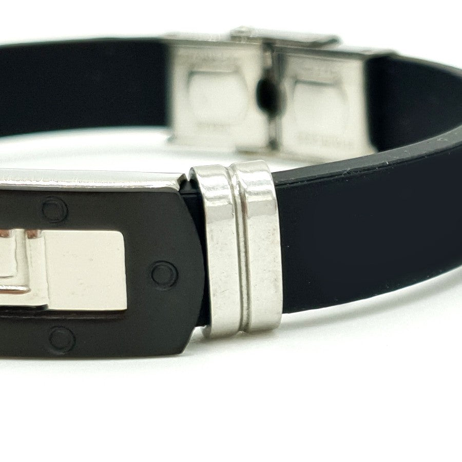 pulsera de caballero de caucho negro y acero