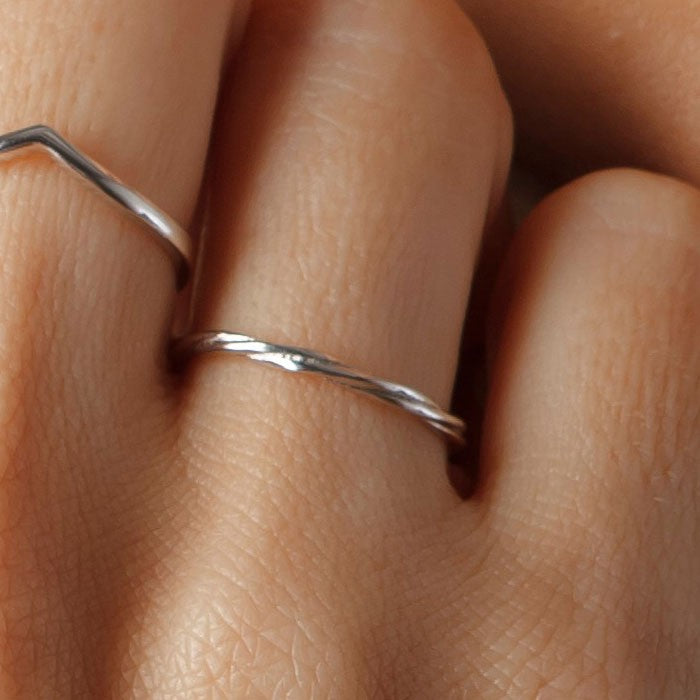 Anillo Twisted combinación