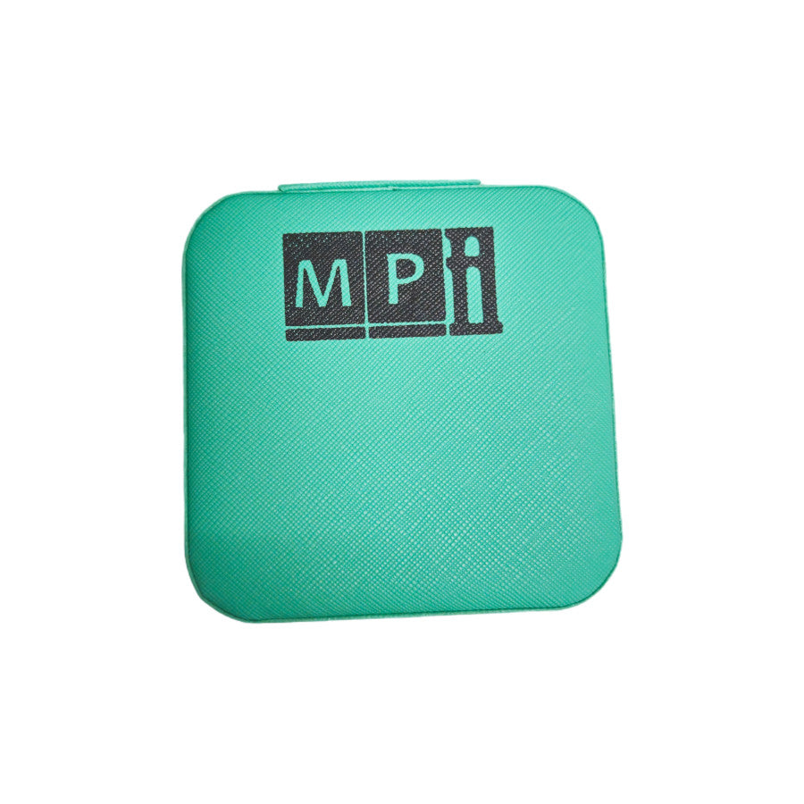 Customizable portable jewelry box