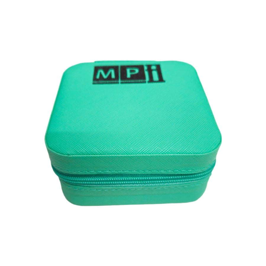 Customizable portable jewelry box