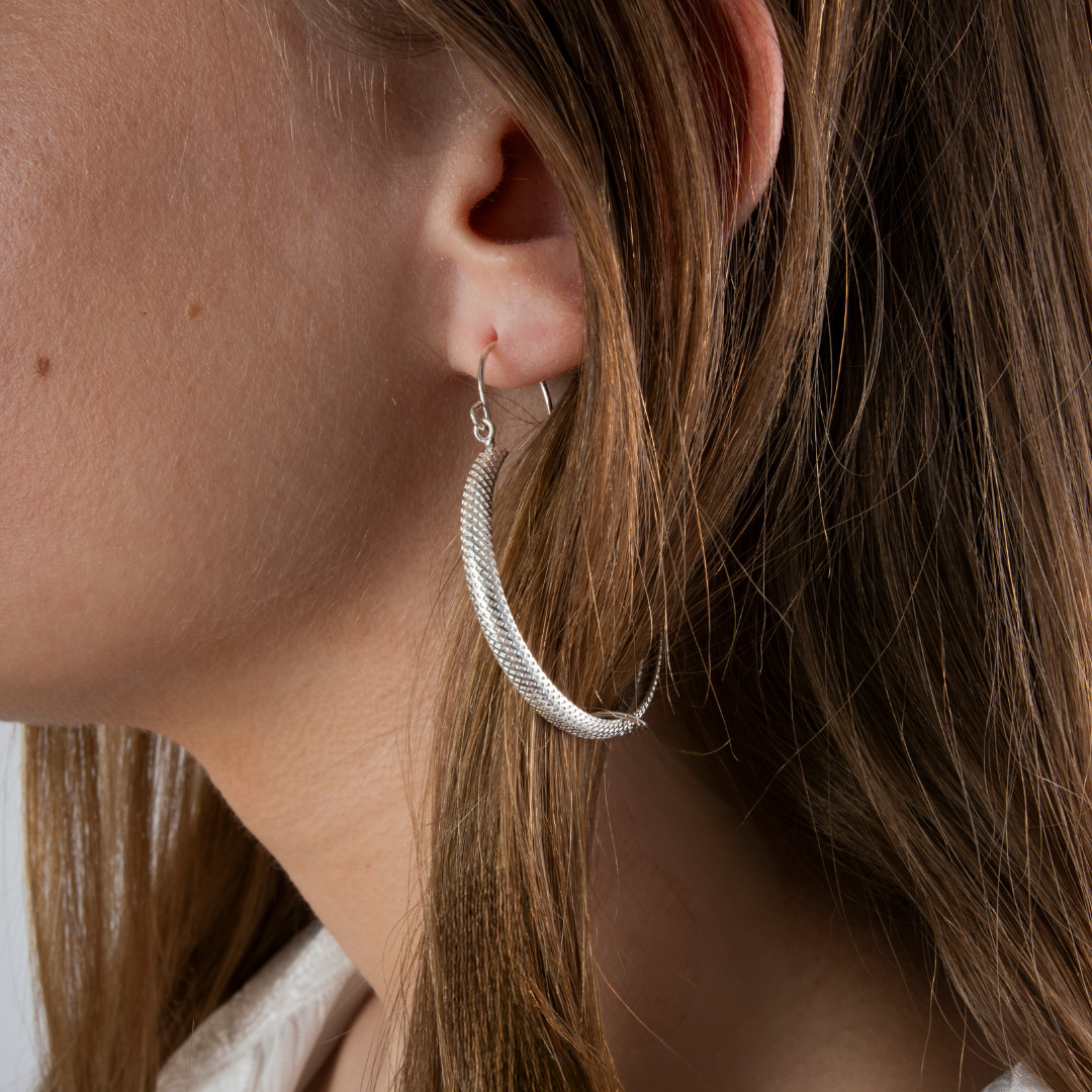 CURLY SILVER EARRINGS