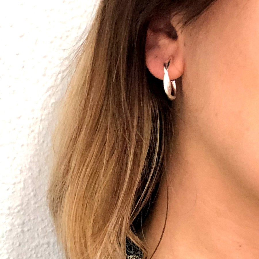 Aros de plata trenzado