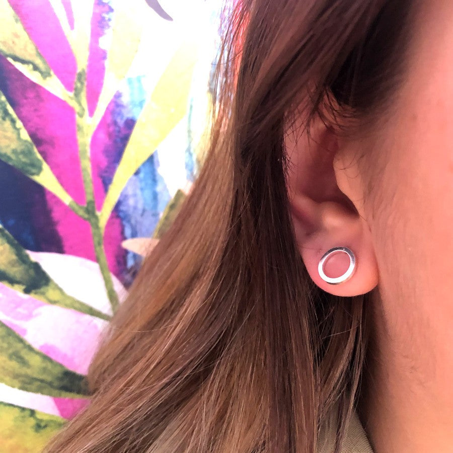 Pendientes con diseño en círculo de plata