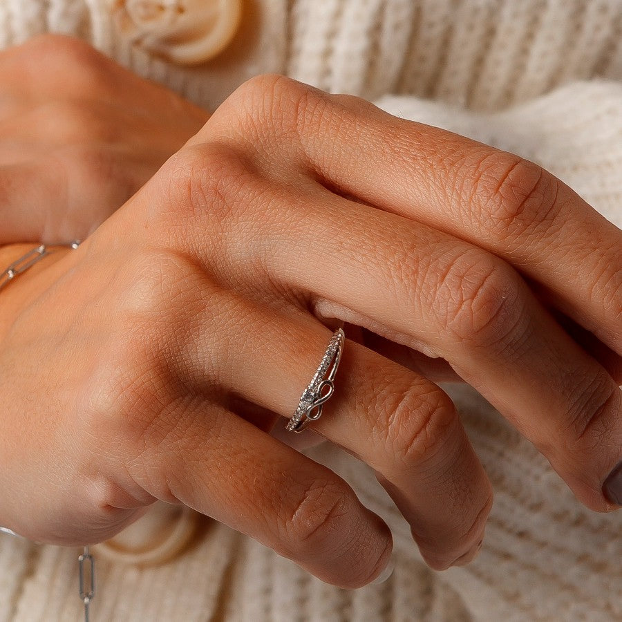 Anillo PLata de ley circonitas infinito